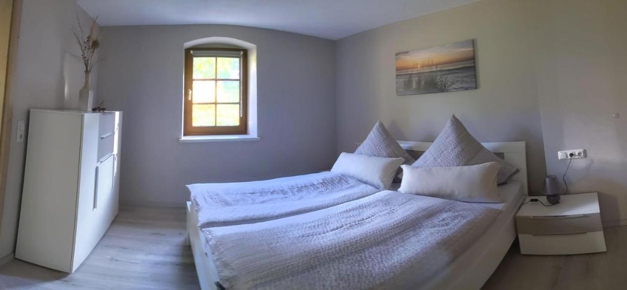 Ferienwohnung Aus-Zeit Auf Dem Lande Bad Gottleuba Εξωτερικό φωτογραφία